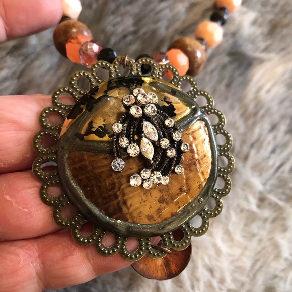 Handcrafted repurpose filigree rhinestone cluster medallion necklace - Picture 8 of 10